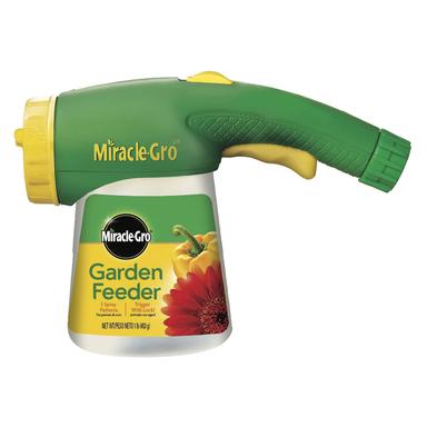 Miracle-Gro Garden Feeder, 1 lb. - 1004102